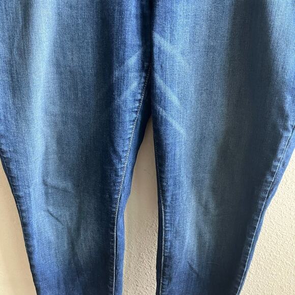 Lane Bryant High Rise Medium Wash Skinny Jeans Size 18 Style 1051722 - Picture 4 of 11